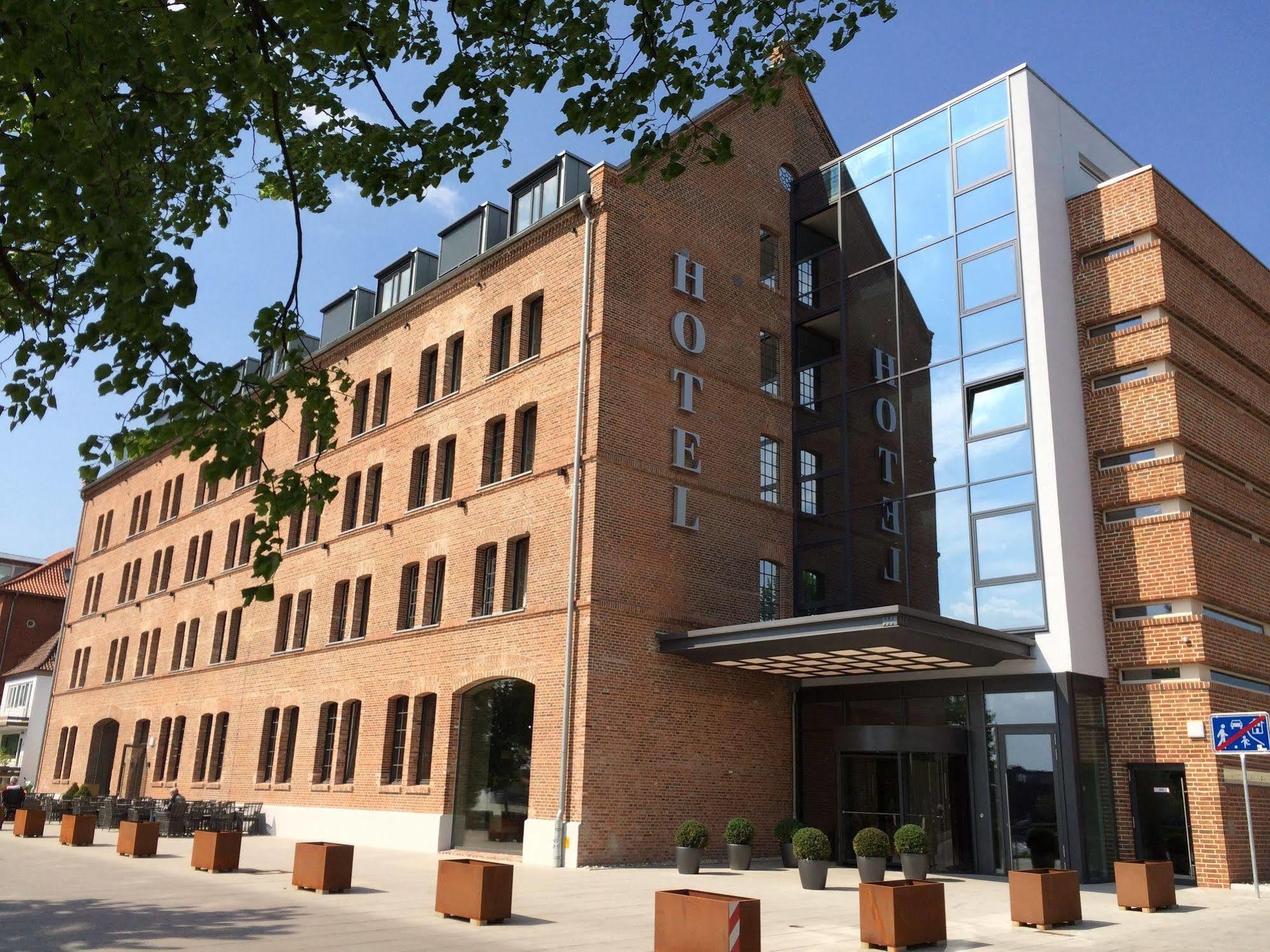 Hotel Hafenspeicher Leer Exteriör bild